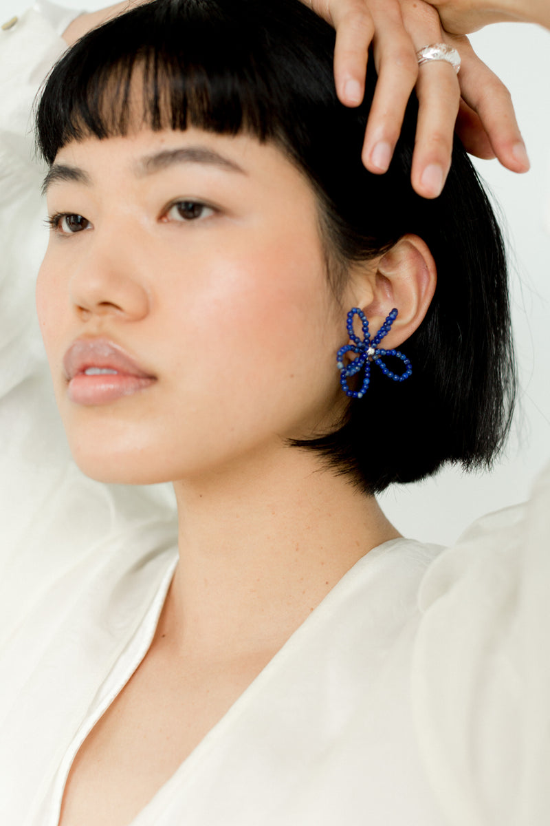 Bloom Medium Earrings – Kara Yoo